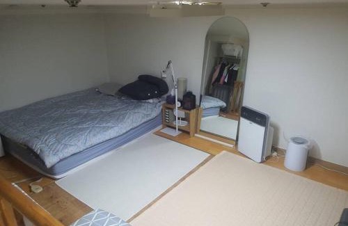 Oryu-dong Apartamento | 완전 2층 룸 2m 3인 가능여의도20분강남30분가산디지탈10분고척돔5분 거실 주방 침실