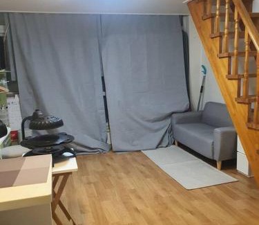 Oryu-dong Apartamento | 완전 2층 룸 2m 3인 가능여의도20분강남30분가산디지탈10분고척돔5분 거실 주방 침실