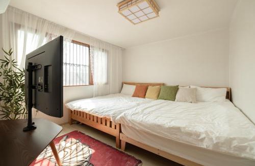 Sunginil-tong Apartamento | 우드 브릿지 #지하철5분#동대문#동묘#종로#낙산공원#따뜻한분위기