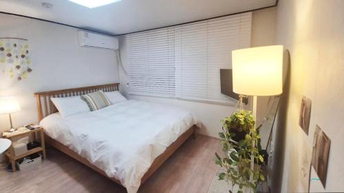 Yeonnam-dong Apartamento | 홍대 연남 # Stay Y201