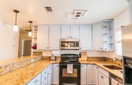 Sacramento Casa | 𖤓CalExpo House Sale Big Kitchen Backyard Pets Garage𖤓