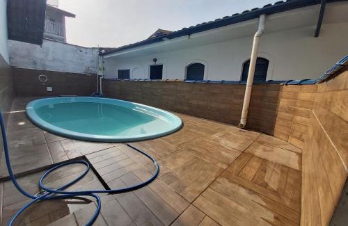 Maranduba Chalet De Esquí | 0005.03 - Maranduba -Chalé - 2 Dorm - 6 Pess - 3 Quadras Do Mar - Piscina Coletiva - WIFI - Ar Condicionado