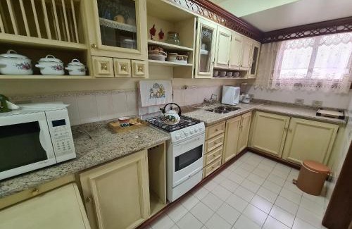 Bavaria Apartamento | 03 Dormitórios -Ao Lado da Rua Coberta