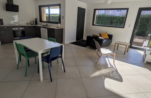 Villieu-Loyes-Mollon Casa | #03 Gîtes combinés modernes et confortables