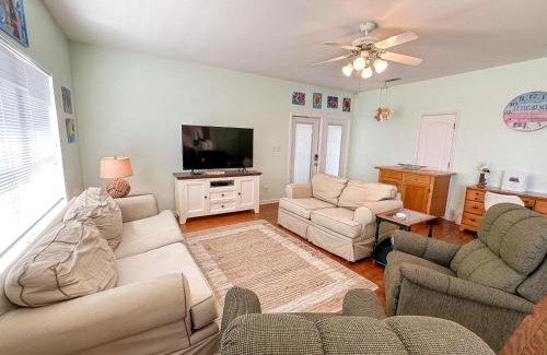 Silver Cay Casa | 039 Two Views