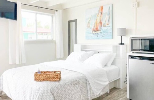 West Ocean City Complejo | 07. Charming one-bedroom resort with pool