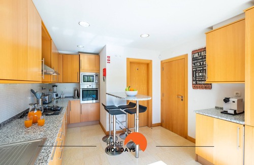 Santa Eulalia Chalet De Esquí | #076 V4 Corcovada by Home Holidays