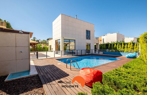 Santa Eulalia Chalet De Esquí | #076 V4 Corcovada by Home Holidays