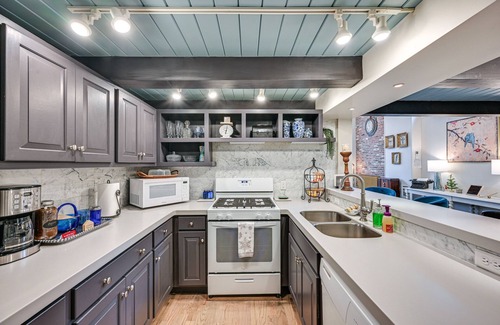 Salida Condominio | 0776: Walk to Arkansas River: Historic Palace Loft