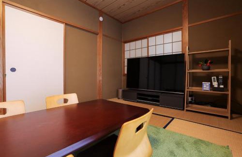 Fukui Apartamento | 1日1組限定の貸切の民泊です全館禁煙です屋外喫煙所無し間取りは2LDkです毎年12月8日から2月28日の駐車場は使用不可能です