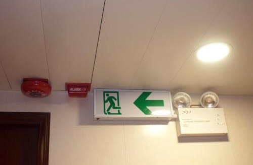 Mong Kok Casa | 1米2床 适合1至2人入住Cozy Single or Double Room in Mong Kok Perfect for 1 to 2 Guests