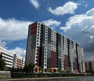 Nur-Sultan Apartamento | 1-комнатная возле Посольства США и Мечети Хазрет Султан