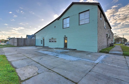 Galveston Apartamento | 1/2 Mi to Beach: Convenient Retreat in Galveston!