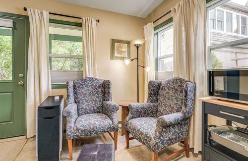 Corvallis Apartamento | < 1/2 Mi to OSU: Studio in Corvallis Near Parks