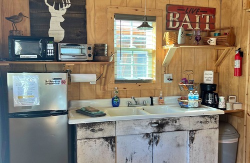 Townville Cabina | 1/4 mi LAKE HARTWELL Broyles/5 to Green Pond/15 to Clemson/Lockable Boat Shelter
