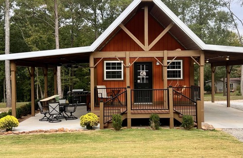 Townville Cabina | 1/4 mi LAKE HARTWELL Broyles Landing/5 to Green Pond/15 to Clemson/Anderson