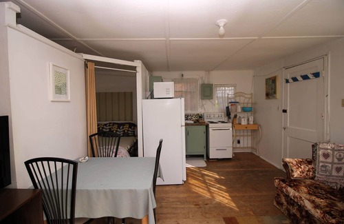 Southampton Casa | 1 Bdrm Country cottage #5 - Rosewood Cottages