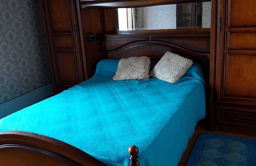 Saint-Pierre-la-Bourlhonne Casa | 1 Bedroom Private vacation home in Saint-Pierre-la-Bourlhonne