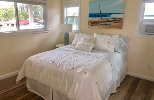 Haleiwa Casa | Una joya en una comunidad pacífica de North Shore. Estancia mínima de 30 noches.