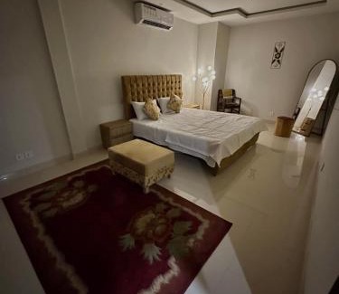 Loralai District Apartamento | 1 bed Apartement with kitchen washroom