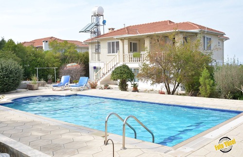 Catalkoy Apartamento | Apartamento de 1 dormitorio con orientación oeste y piscina