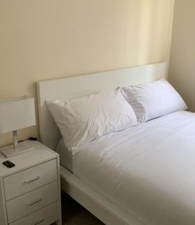 Copers Cope Apartamento | 1 bed Flat Service Apartment Beckenham with Free Parking