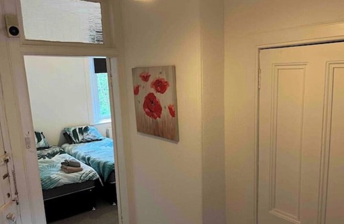 Gourock Apartamento | 1 bed Flat With Basic Furnishings & White Goods