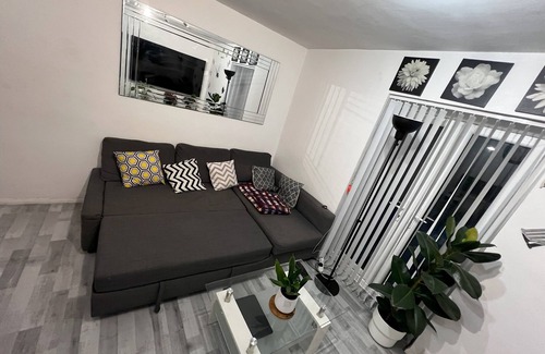 Markhouse Apartamento | 1-Bed Flat with Fast Wi-Fi in prime location 15mins from central london
