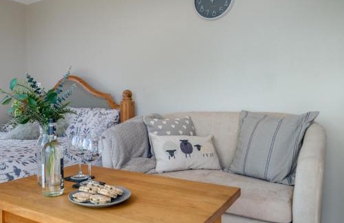 Brecon Casa | 1 Bed in Brecon 92245
