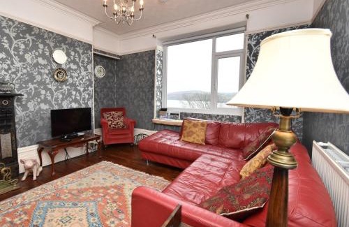 Goodwick Casa | 1 Bed in Goodwick FB158
