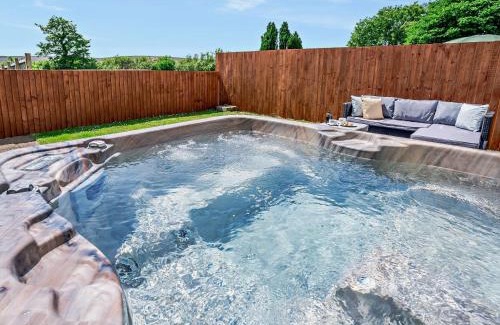 Crynant Casa | 1 Bed in Gower 52906