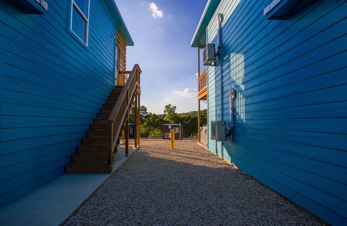Canyon Lake Casa | 1 Bed | Private Waterfront Tiny Home on Canyon Lake | 4B, Private Waterfront Tiny Home on Canyon Lak