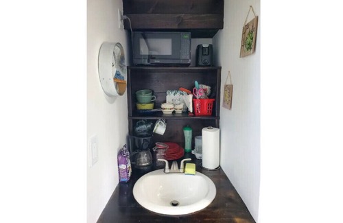 Rocky Point Apartamento | 1 bed shipping container in the country w/hot tub