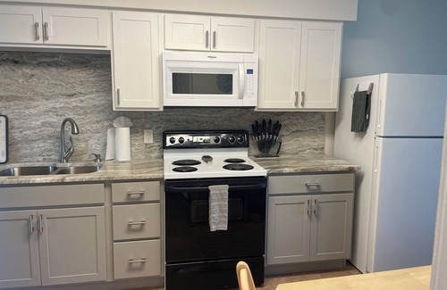Saint James City Condominio | 1 bedroom,1 bath condo, Community heated pool and dock