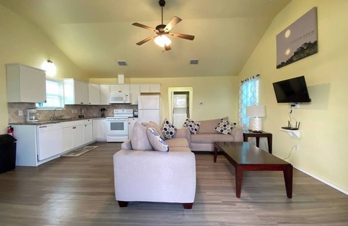 Rockport Casa | 1 bedroom 1 bath Cottage