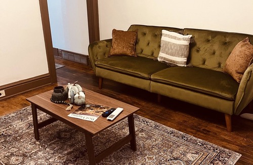 Borderland Apartamento | 2 bedroom 1 bath rental