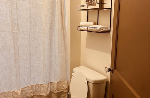 Borderland Apartamento | 2 bedroom 1 bath rental