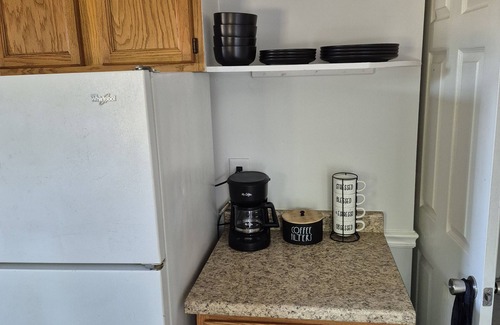 Myrtle Grove Casa | 1 Bedroom 1 bath with 3 car parking. Side Yard, Carolina Beach.5 minutes away.