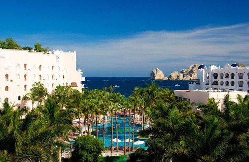 Los Cangrejos II y III Condominio | 1 bedroom, 2 bath unit sleeps 6. Ocean view w/ patio. 11/ 24-12/01 Thanksgiving