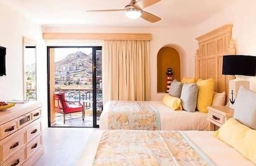 Los Cabos Hotel | 1 BEDROOM, 2 BEDS, SLEEPS 4, ON MARINA-GREAT VIEWS