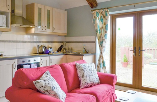 Berwick-upon-Tweed Cabaña | 1 bedroom accommodation in Lowick, near Berwick-on-Tweed