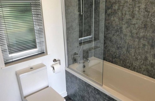 Little Weighton Cabina | 1 bedroom accommodation in Little Weighton, Nr Beverley