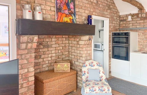 Horncastle Cabaña | 1 bedroom accommodation in Low Toynton, near Horncastle