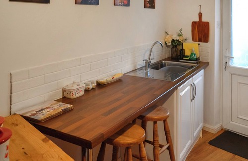 Woodhall Spa Cabaña | Escape to this charming holiday cottage, perfect for couples and small families.