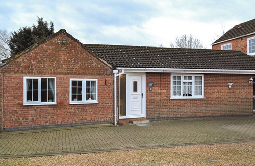 Woodhall Spa Cabaña | Escape to this charming holiday cottage, perfect for couples and small families.