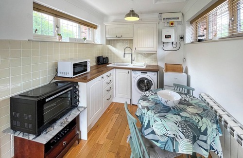 Keal Cotes Cabaña | 1 bedroom accommodation in Keal Cotes