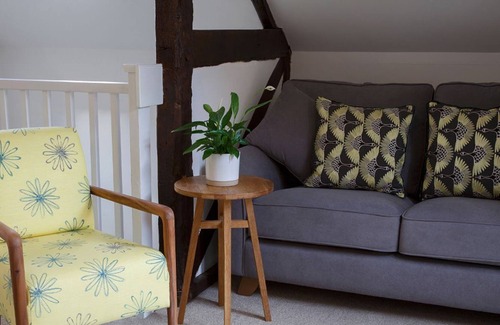 Watlington Cabaña | 1 bedroom accommodation in Watlington