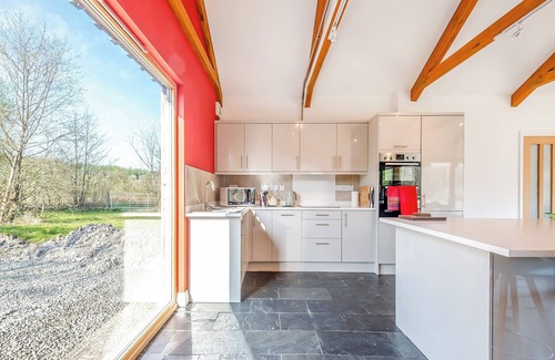 Llandeilo Cabaña | 1 bedroom accommodation in Llandeilo