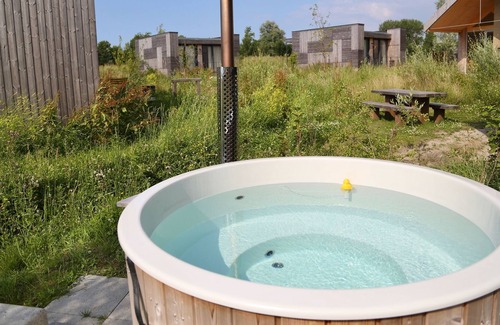 Nieuw-West Cabina | 1 bedroom accommodation in Amsterdam