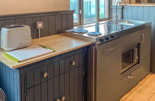 Braunston Cabaña | 1 bedroom accommodation in Braunston, near Daventry